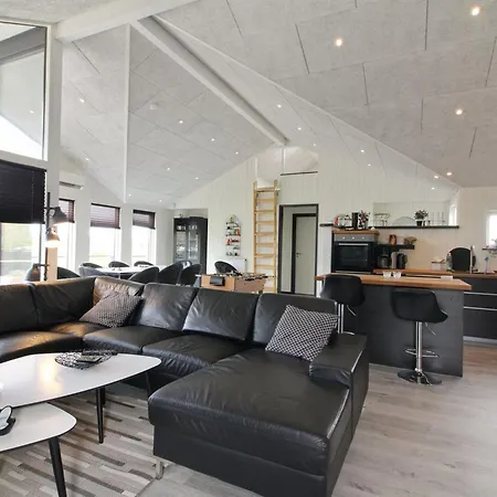 Vakantiehuis Aldina - 1-5km From The Sea By Interhome Løkken